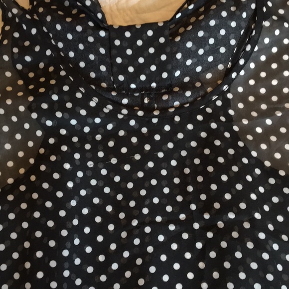 Sleeveless polka dot top with big bow - Picture 4 of 5